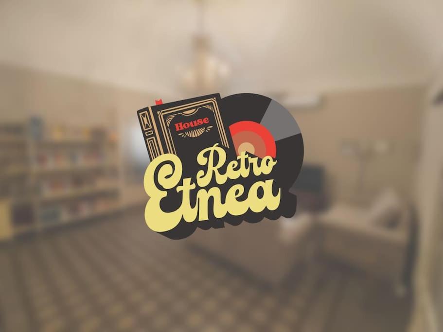 Retroetnea - Appartamento In Centro Storico - Con Camere Comunicanti كاتانيا المظهر الخارجي الصورة